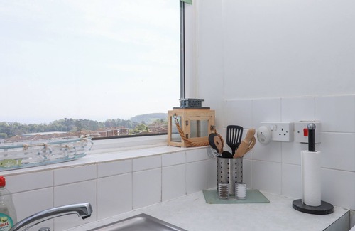 Babbacombe Cottage | SUNNY BANK, family friendly, country holiday cottage in Babbacombe