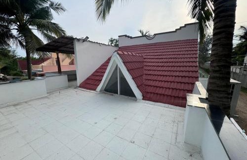 Mahabalipuram Beach House | Sunny Bay ECR - 3 BHK Villa