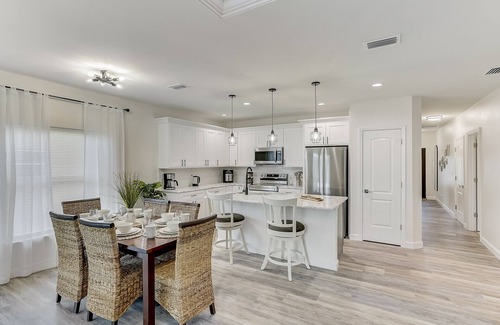 Rotonda West House | Sunny beach/golfing/fishing family gateway!