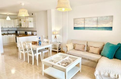 Arenas del Mar House | Sunny Beach Villa - El Medano