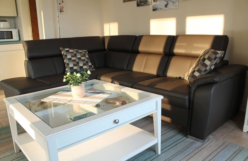 Sellin Apartment | Sunny comfort apartment with 2 balconies in 1st row to the beach - Fewo Meerestraum