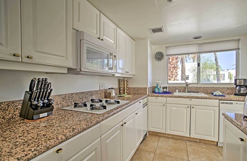 Cathedral City Resort | Sunny, great views, upstairs villa