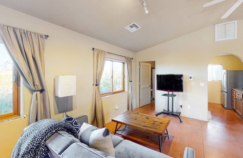 Tucson House | Sunny guest house with private washer/dryer & central AC - dog-friendly