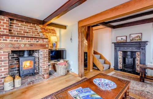 Dymchurch House | Sunny House By The Sea