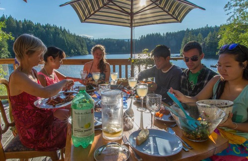 Quadra Island Cottage | Sunny Lakefront Cottage with Ocean Access and Mooring