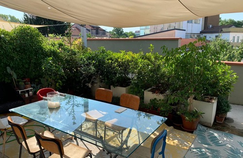 Villapizzone Apartment | Sunny Loft Warehouse Conversion & Spacious Terrace