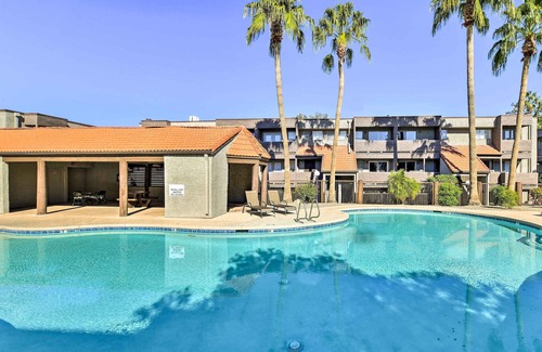 Dobson Ranch Condo | Sunny Mesa Abode, 6 Mi to ASU & Aquarium!