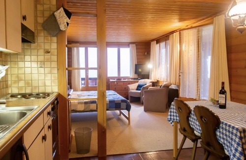 Beatenberg Apartment | Sunny Studio with great view of Alps