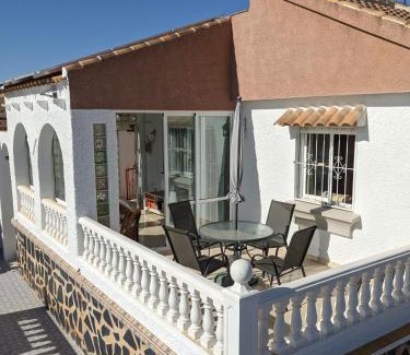 Mazarron Villa | Sunny Villa Retreat in Murcia