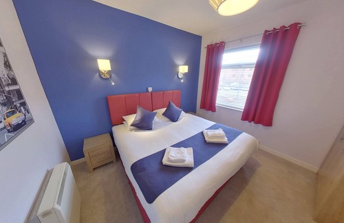 Coventry Apartment | Sunnyside View - 1-bed Apartment