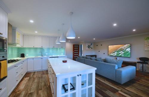 Rockingham Apartment | Sunray on Kent