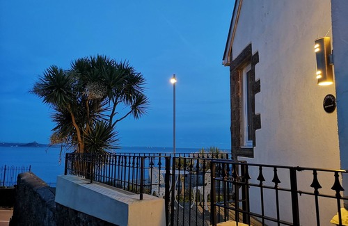 Chysauster Apartment | Sunrise Apartment PZ Fantastic Sea and Harbour Views Luxury Apartment Cornwall