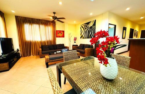 Na Chom Thian Apartment | Sunrise Beach Resort and Residence