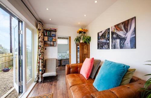East Ilsley House | Sunrise Cabin