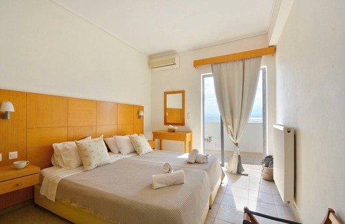 Ipsos Hotel | Sunrise