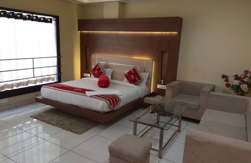 Jhansi Hotel | SUNRISE HOTEL JHANSI
