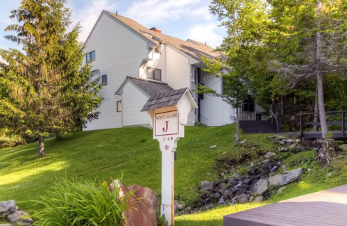 Central Vermont- Killington Condo | Sunrise Mountain Village - West Glade J-1- Ski in-Ski Out