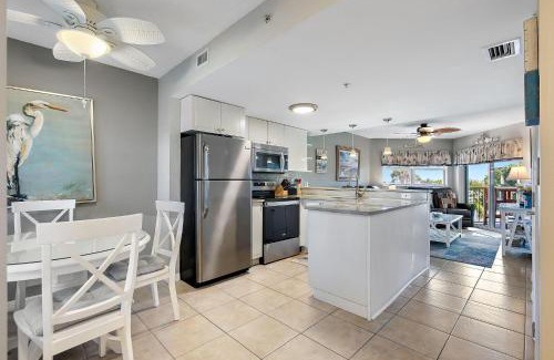 St. Pete Beach House | Sunrise Resort 209