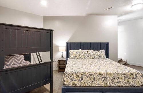 Harbor Village House | Sunrise Resort Room #304