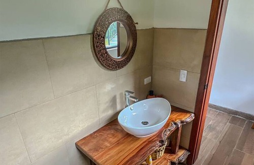 Calacali Bed & Breakfast | Sunrise Room at The Cloud Forest Retreat