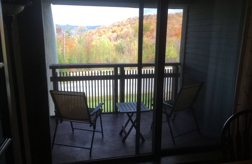 Central Vermont- Killington Condo | Sunrise-Seasonal Ski in/Ski out-weather permitting near the Sunrise Triple.n