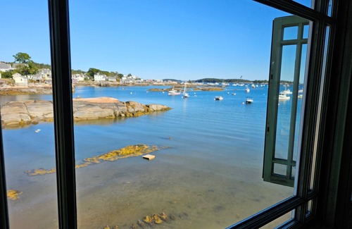 Stonington Cabin | Sunrise Shanty- Small Seaside Cottage