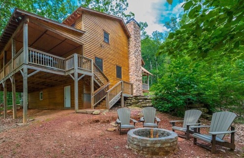 Sautee Nacoochee Cabin | Sunrise Summit | Deluxe 2BR 2.5BA Cabin | Mountain View | Private | Hot Tub
