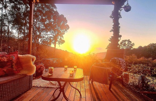 Bonogin House | Sunrises & Ocean views on the horizon, pet friendly,fire pit, relax.