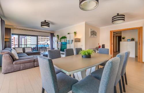 Praia da Rocha Apartment | Sunscape Rocha Prime - Oceanview - WiFi - Parking