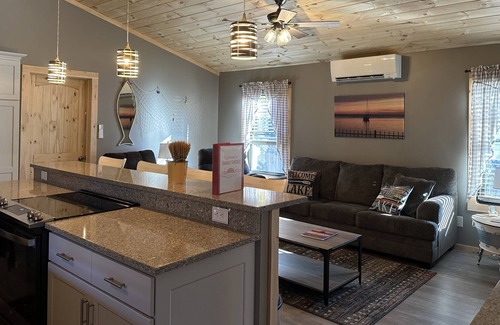 Sylvan Beach Cabin | Sunset- A blissful getaway