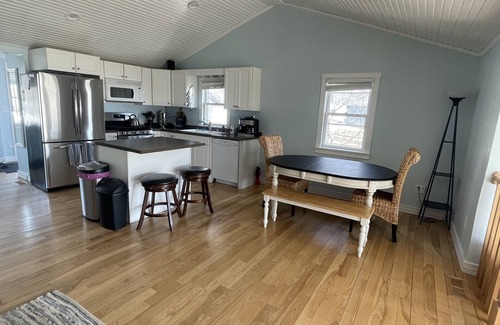 Wyoming Cabin | Sunset Bay - Experience Stunning Sunsets on Coon Lake - Charming 2 Bedroom House