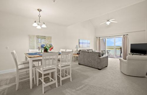 Chincoteague House | Sunset Bay Villa 312 - Waterfront & includes a boat slip!