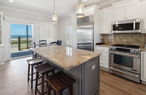 Port St. Joe House | Sunset Beach House sleeps 6, steps from beach! Private pool w/option to heat!