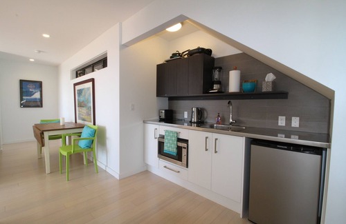 Pupukea House | Sunset Beach. Surf views. C&C LT rqmt. compliant. Fixed rental. Onsite parking.