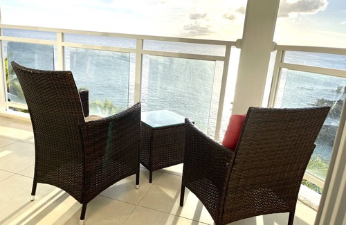 Beacon Hill Condo | Sunset Beach View - Luxury Studio next to The Morgan Resort