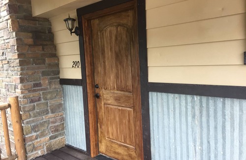 Orderville House | Sunset Cowboys Retreat