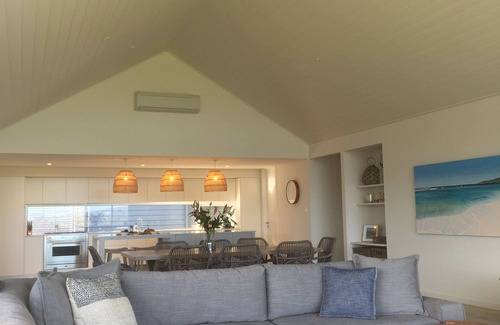 Yallingup House | SUNSET DECK - Yallingup Brand NEW Home!