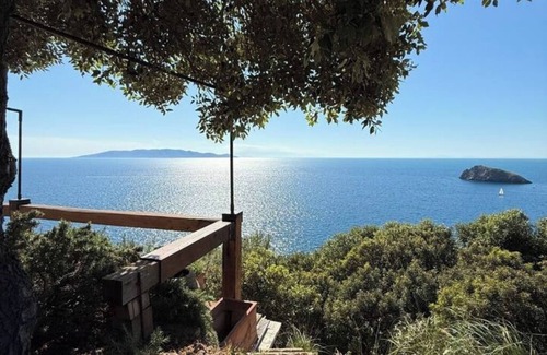 Cala Piccola Cottage | Sunset in Silver Coast