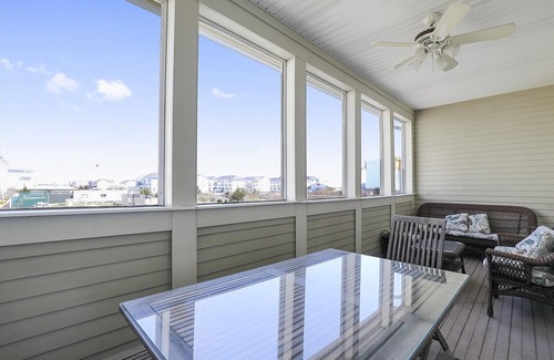 Sunset Island House | Sunset Island 8 Island Edge Dr. - Townhome in Quiet Bayside Resort!