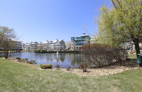 Sunset Island House | Sunset Island 8 Island Edge Dr. - Townhome in Quiet Bayside Resort!
