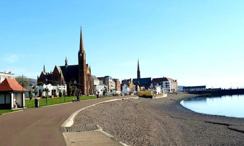 Largs Apartment | Sunset of Largs