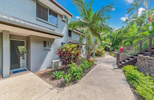 Hamilton Island Apartment | Sunset On Hamilton Island - 2 Bedroom Apartment with views and buggy