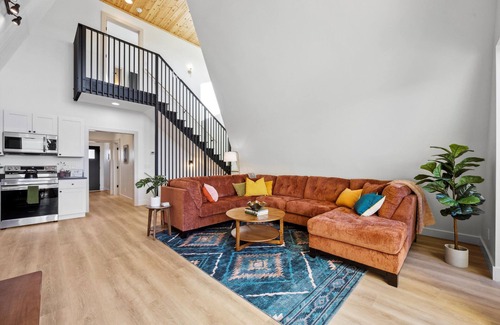 Chattanooga Valley Cabin | Sunset Peak | Stylish A-Frame Cabin | Mtn Views!