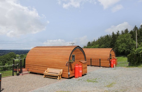 Snailbeach Cottage | SUNSET POD, pet friendly, character holiday cottage in Shrewsbury