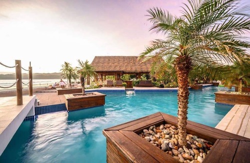 Las Escobas del Venado Apartment | Sunset Suite - Blue Venao