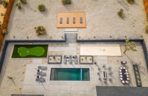 Joshua Tree House | Sunset Serenity
