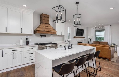Wormleysburg House | Sunset Stay at 608 Su