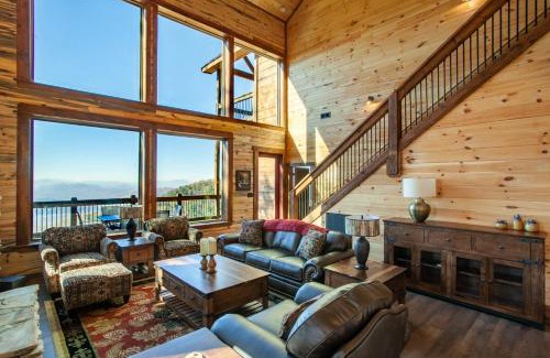 Sevierville House | Sunset Summit - Pool, Theater Room, Games, & VIEWS