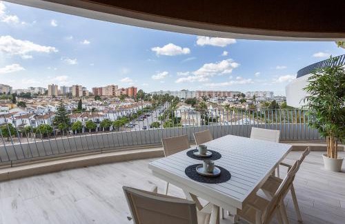 Jerez de la Frontera Apartment | Sunset Vibes at Sky Garden Jerez