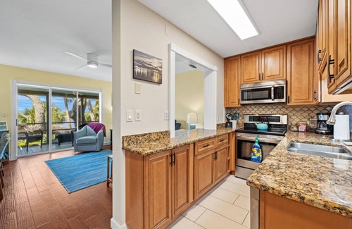 Cedar Key Villa | Sunset view townhouse on the Gulf of Mexico